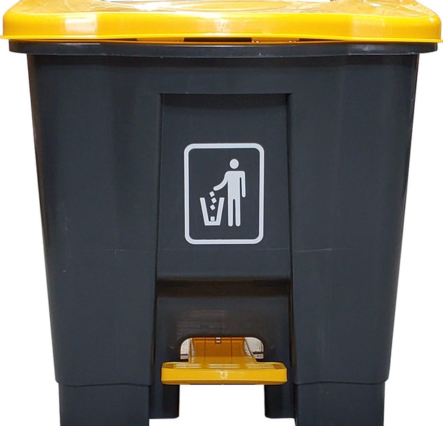 Spartano - 30 L Spartano Trash Bin w/Paddle